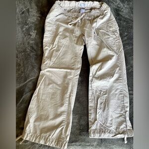 Cropped cargo pants in light gray by GAP